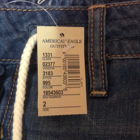 Denim shorts - Picture 2 of 4